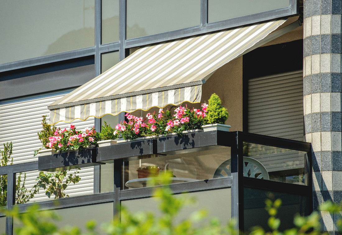 tenda da sole per balcone invernale trasparente anti pioggia costo installazione