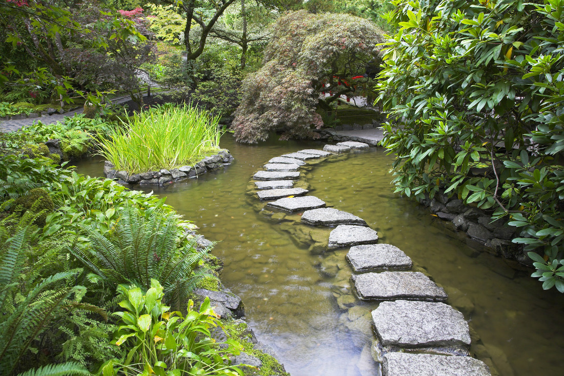 passi giapponesi in pietra